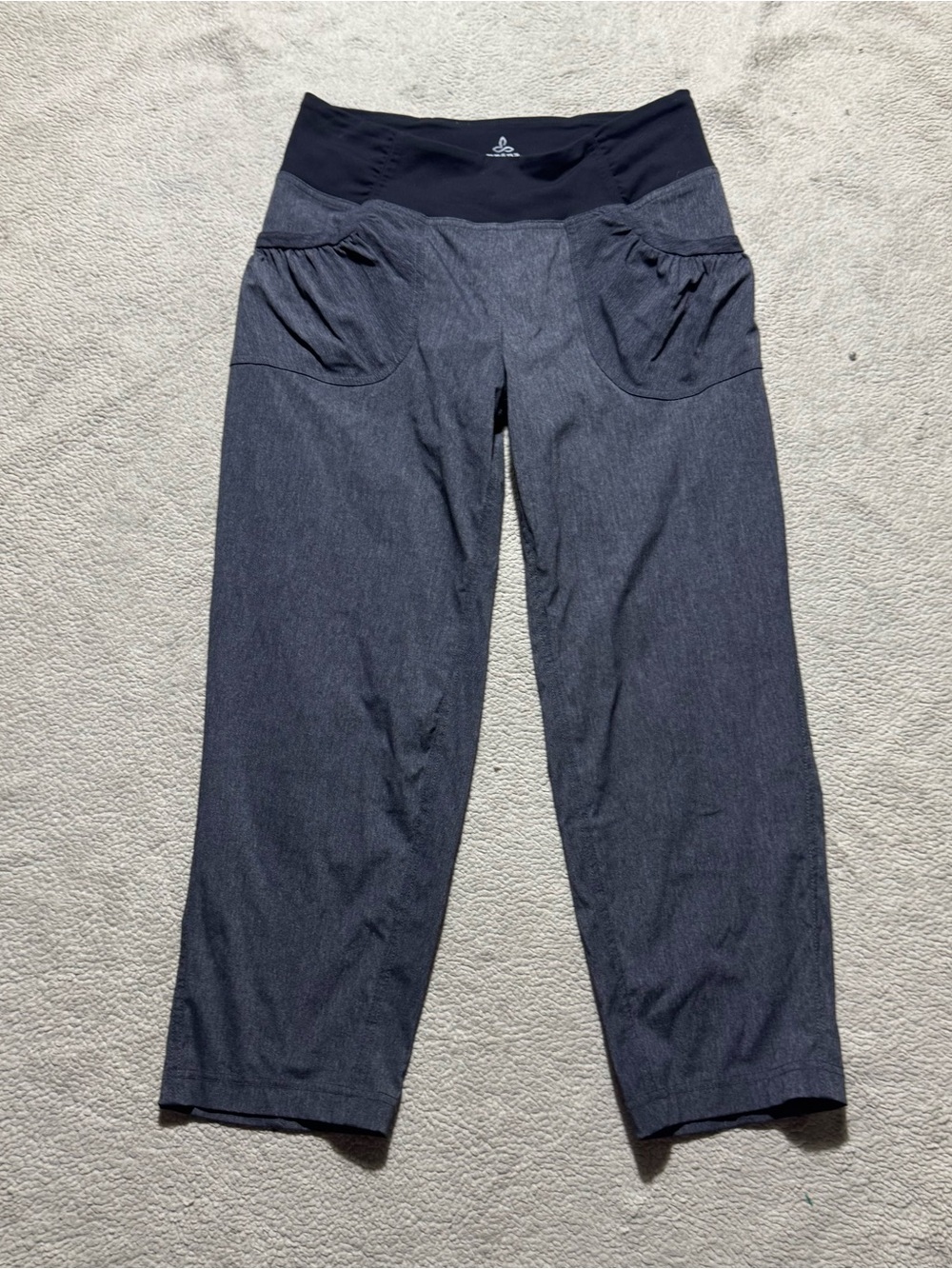 Prana Pants Womens Medium Summit Pant Capri Cropped Stretch Waist Nylon Blend